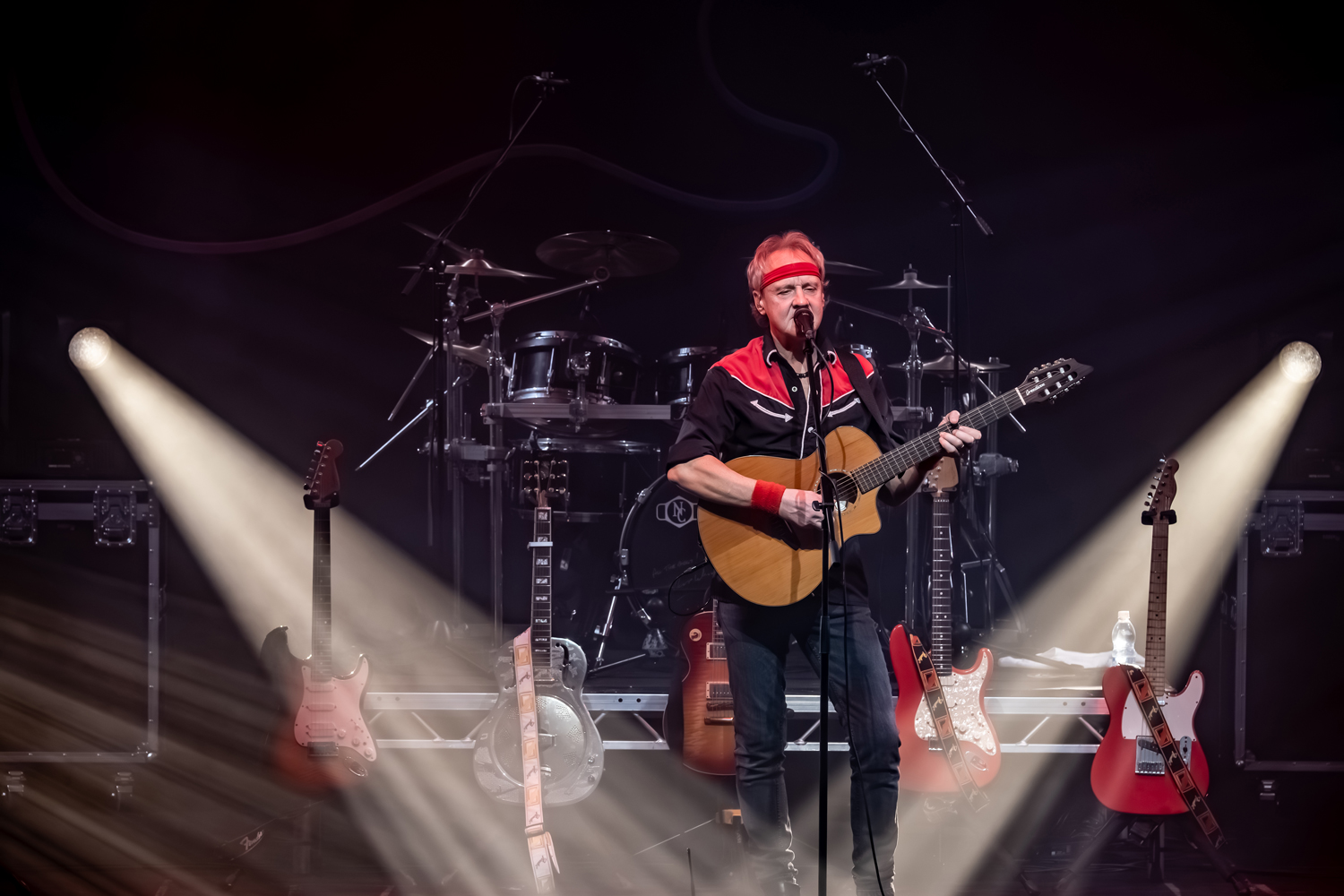 Money-For-Nothing-(Dire-Straits-Tribute)-(41)-entertainers