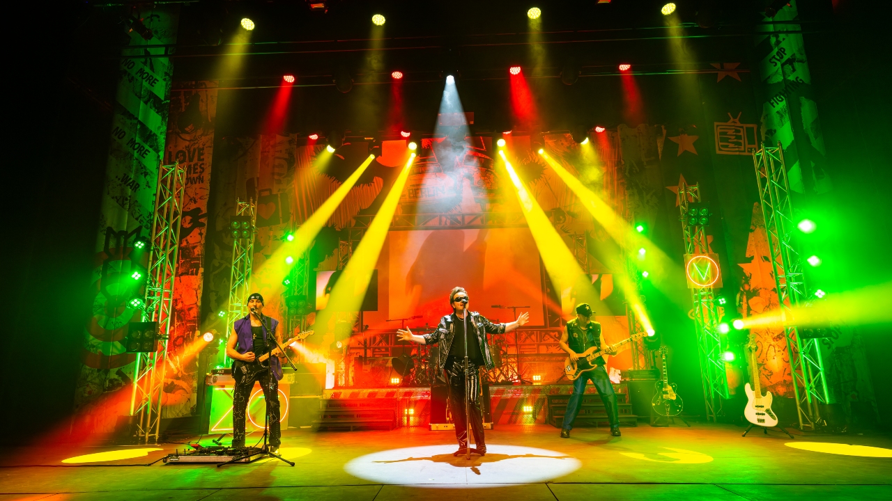 U2_UK_2026-10 web