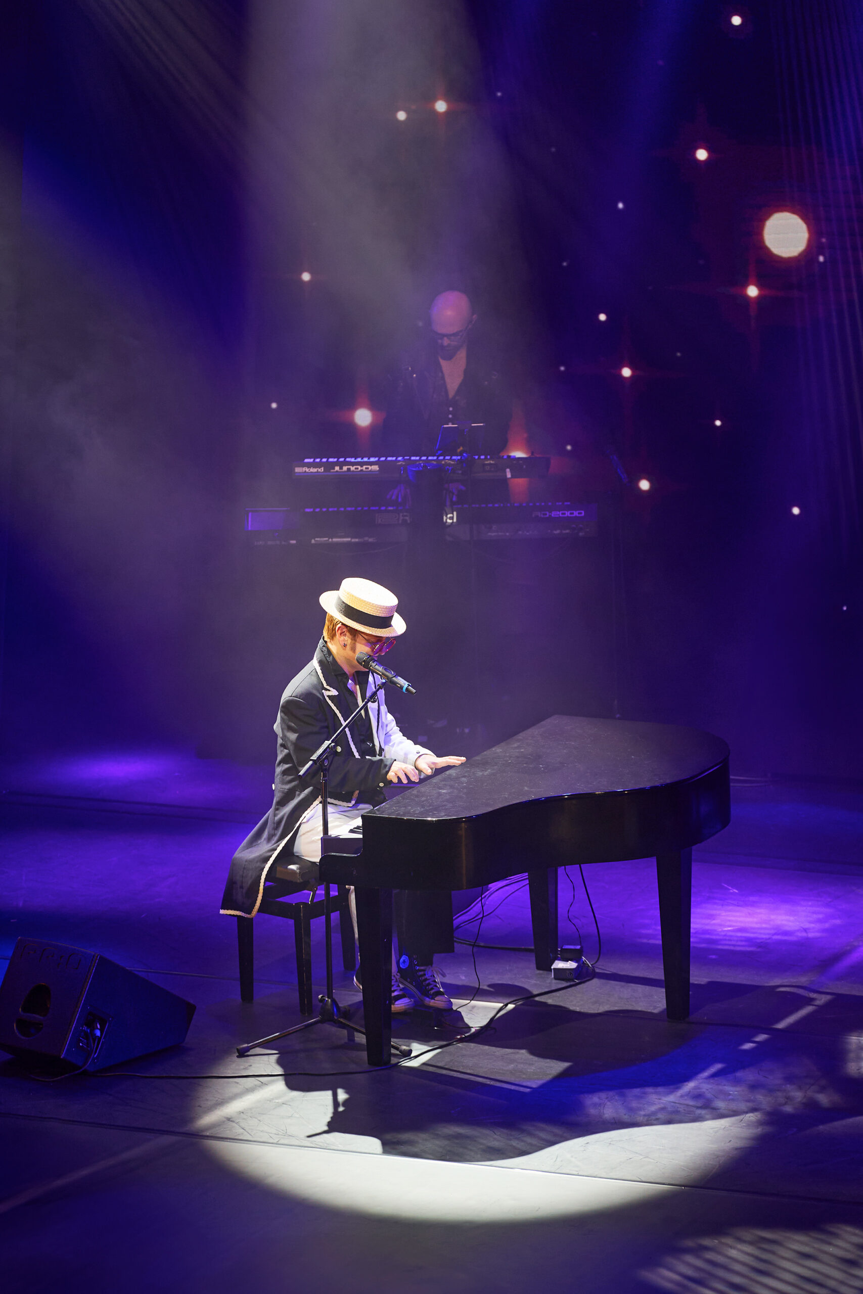 The Rocket Man_0148-Entertainers